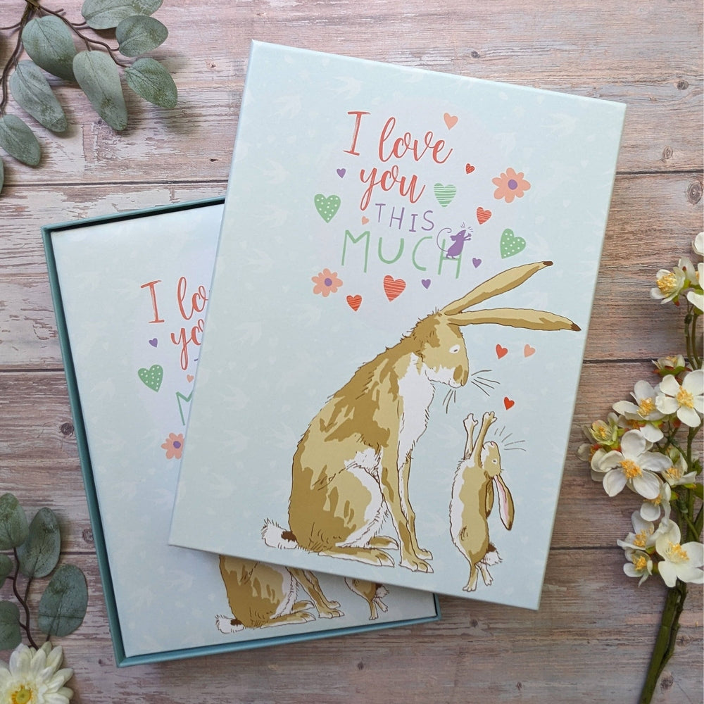 Photo Album in a Box - Guess How Much I Love You Portrait 1