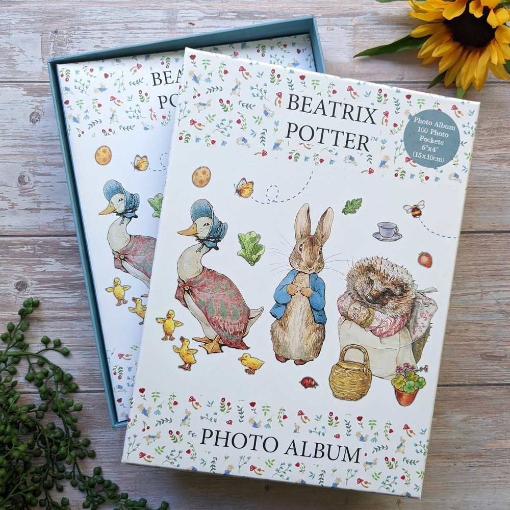 Robert Frederick Ltd World of Beatrix Potter Portrait Photo Album in Box 